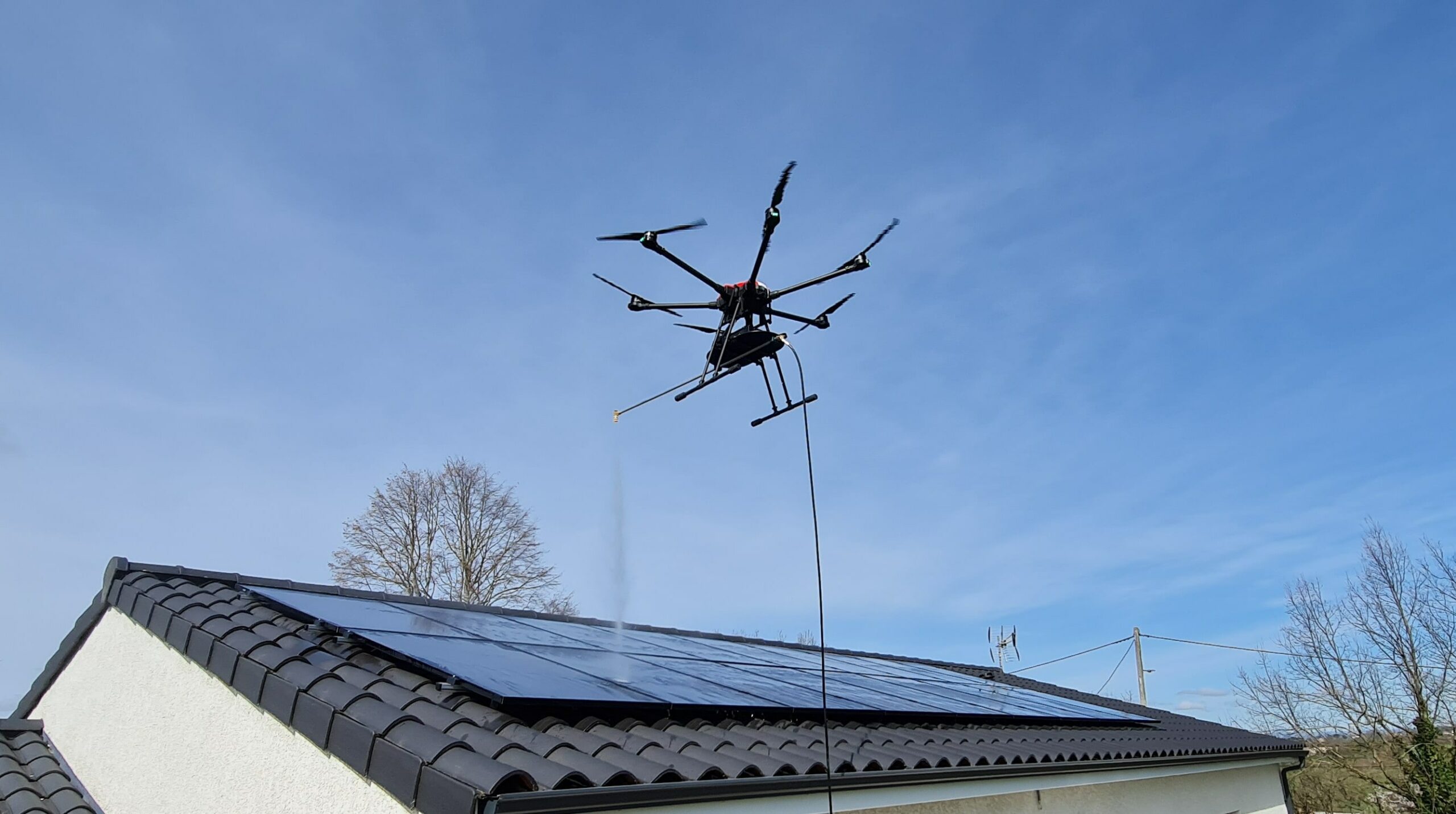 nettoyage photovoltaique par drone